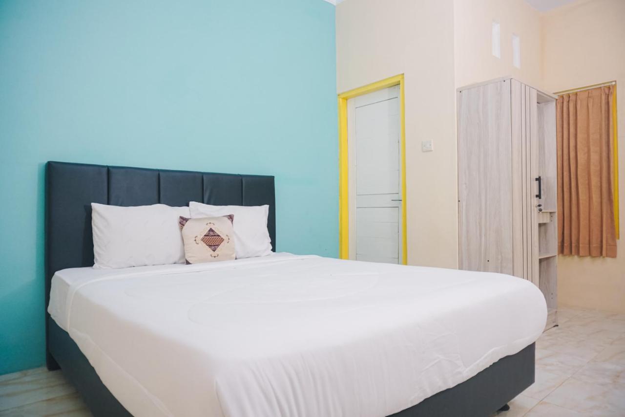 Grand Khalifah Guesthouse Sumbawa Kültér fotó