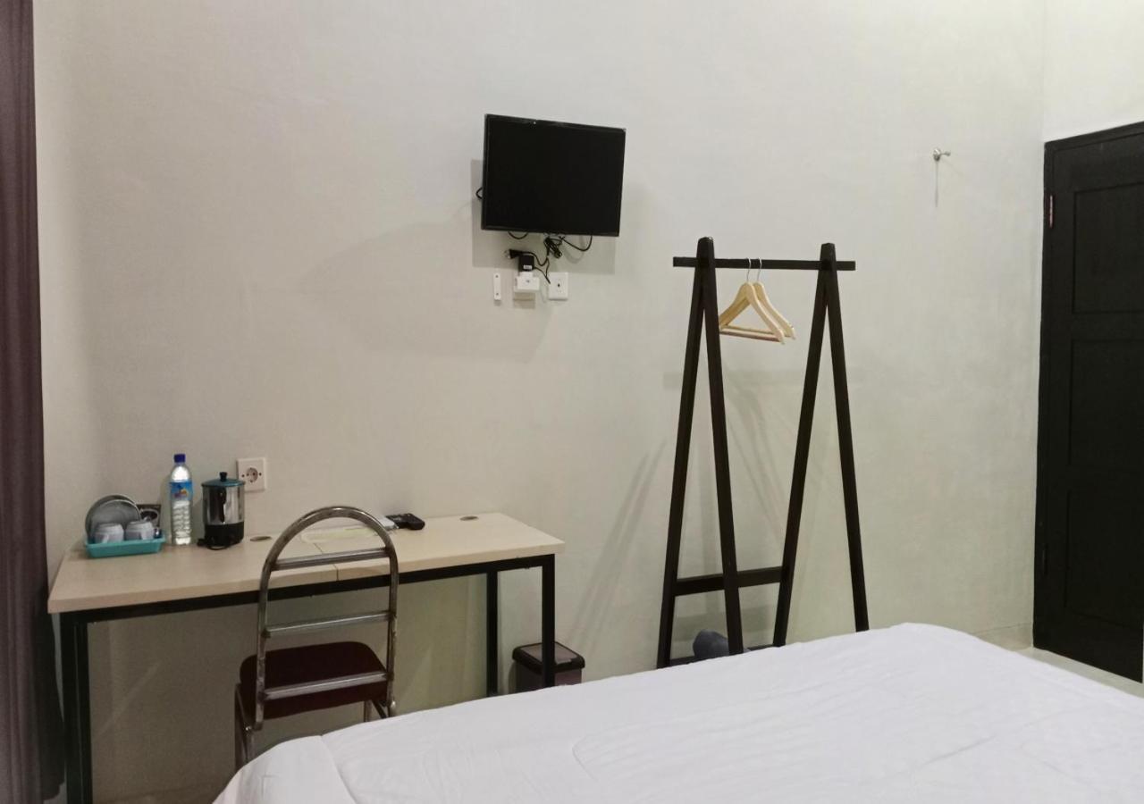 Grand Khalifah Guesthouse Sumbawa Kültér fotó