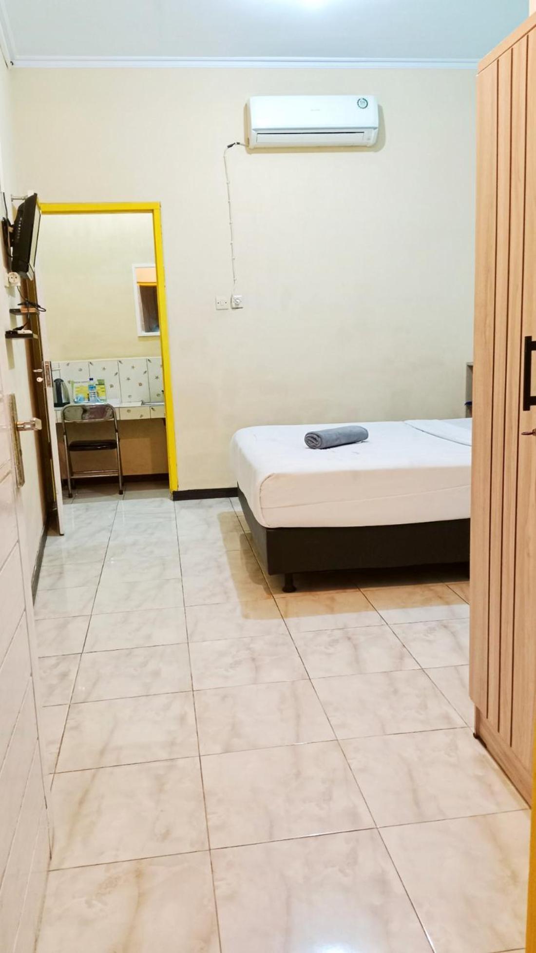 Grand Khalifah Guesthouse Sumbawa Kültér fotó