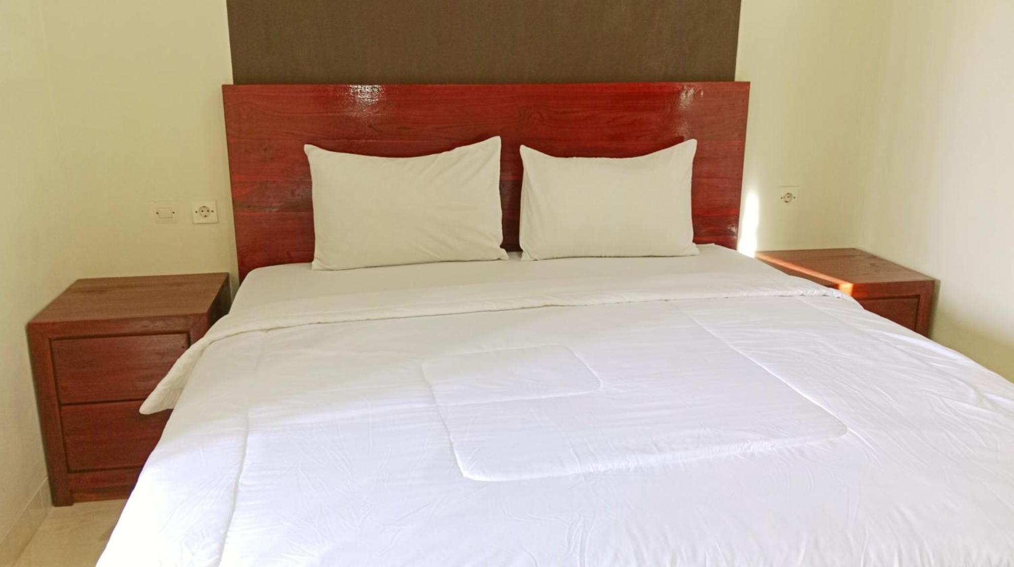 Grand Khalifah Guesthouse Sumbawa Kültér fotó